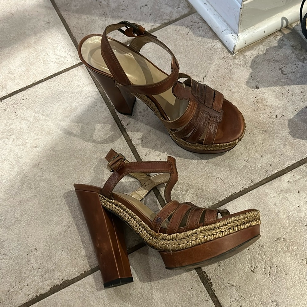 Stuart Weitzman Summer Heels (size 8)